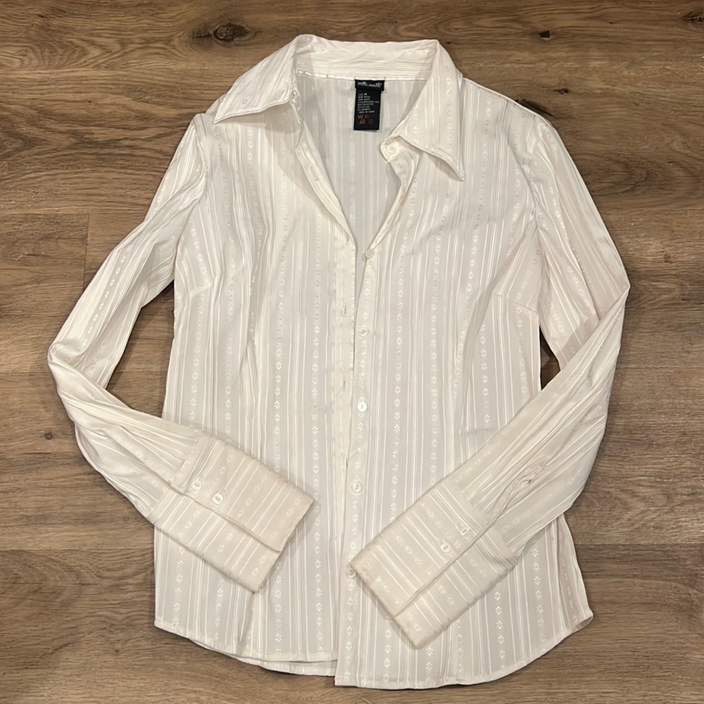 Willi smith cream vintage button blouse 90s style